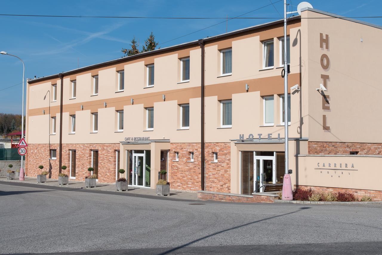 Hotel Carrera Римавска Собота Екстериор снимка